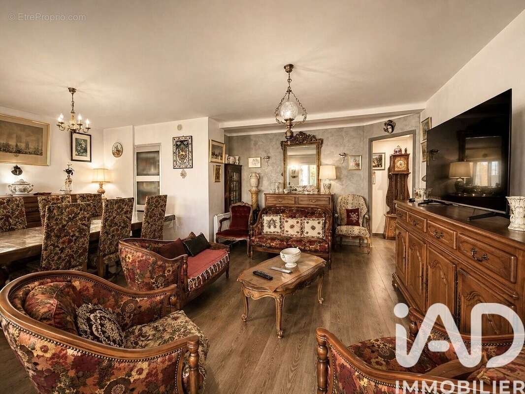 Photo 2 - Appartement à SIX-FOURS-LES-PLAGES