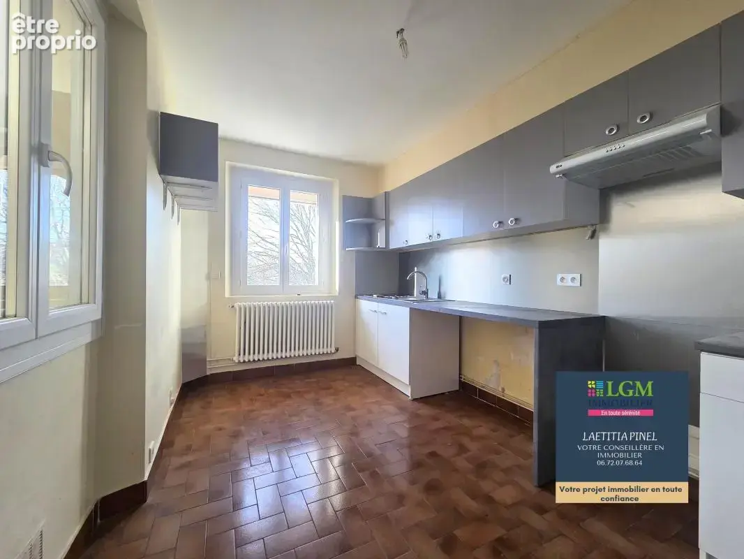  Maison familiale de 205 m² avec jardin – Centre-ville de Labruguière - photo 10