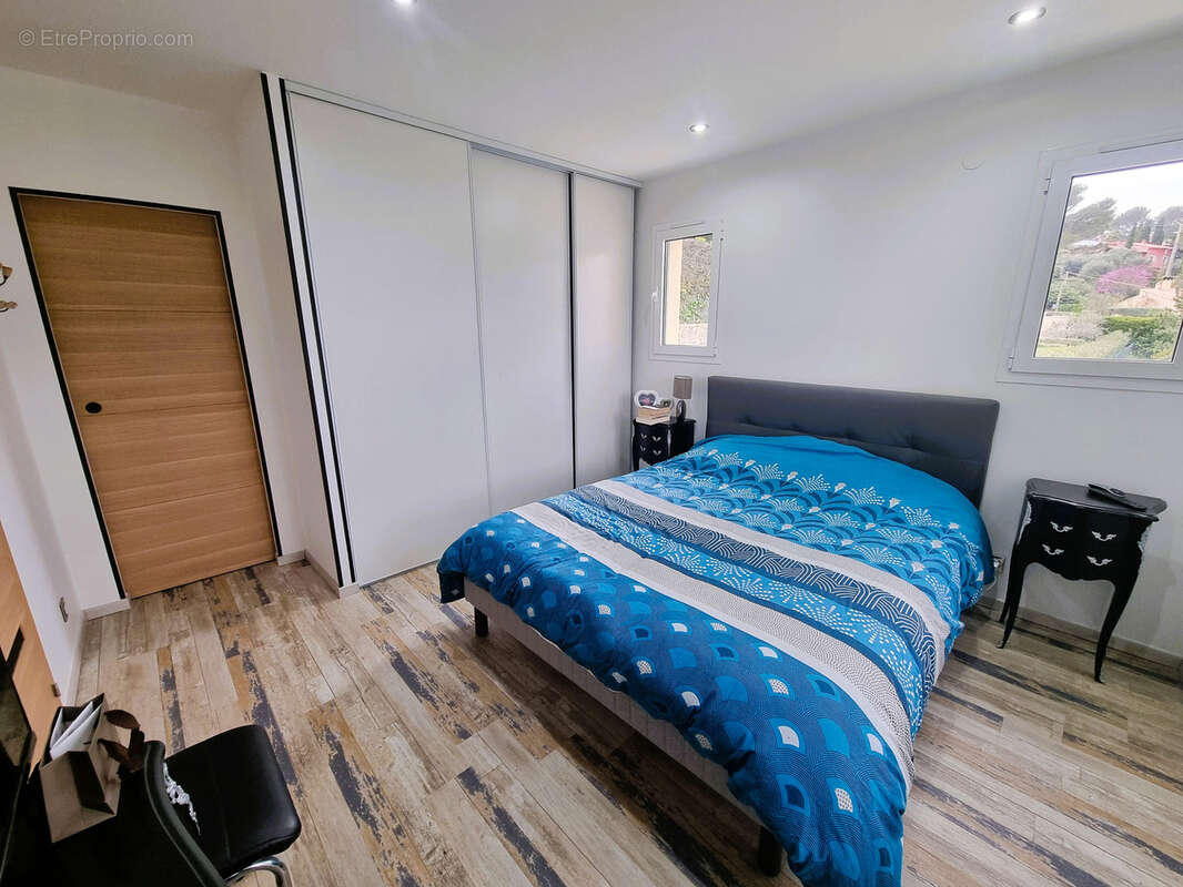 Maison à PEYMEINADE