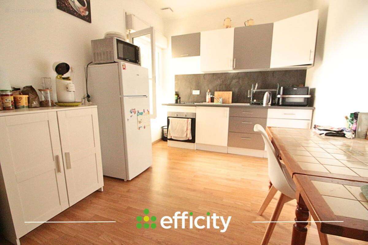 Appartement 587 m² à Colombelles  - photo 7