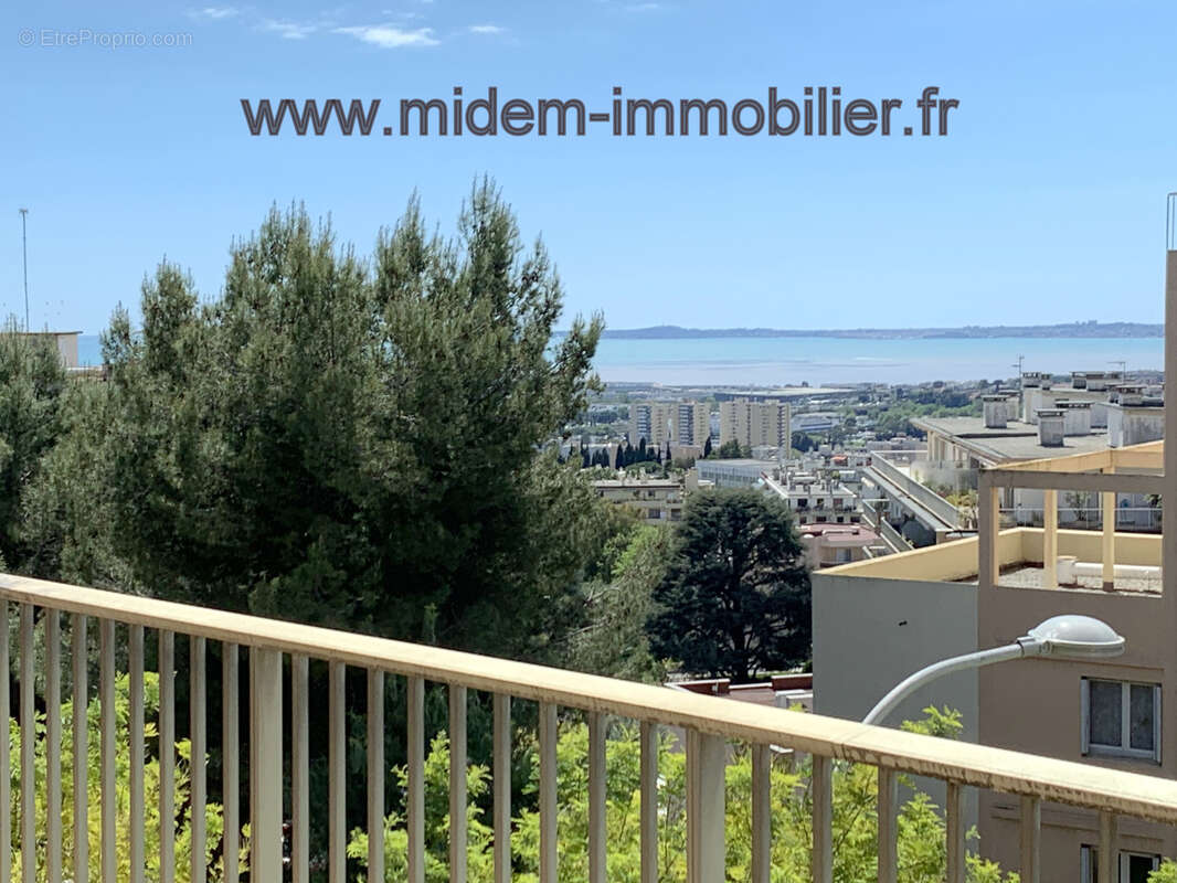 Corniche Fleurie - Dufy, 3 pièces 82 m2 + terrasse 41 m2 large vue mer, cave, possibilité garage à 405000 euro - photo 2
