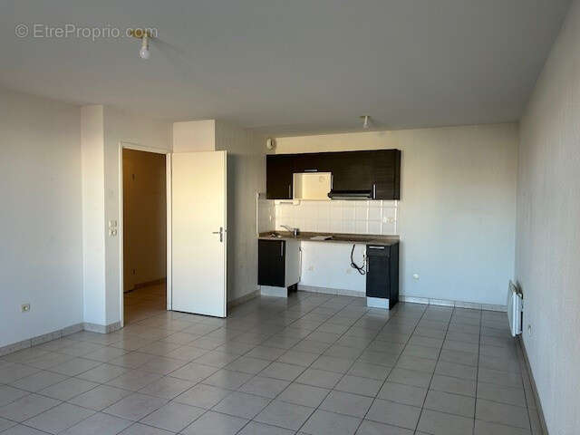 Appartement à SAINT-LAURENT-DE-LA-SALANQUE
