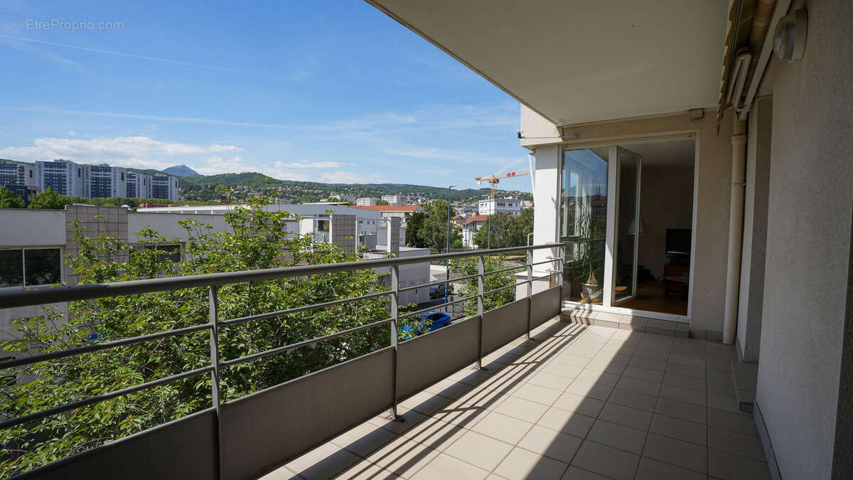 APPARTEMENT T4 Secteur Saint Alyre - photo 3