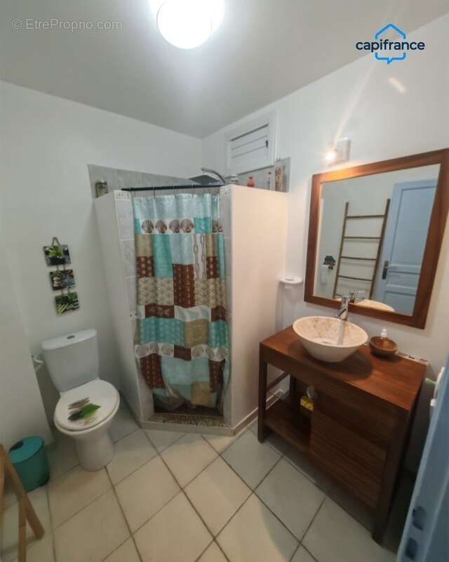 Maison à LES TROIS-ILETS