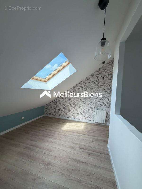 Belle maison de ville mitoyenne renovee 4 chambres jardin - photo 6