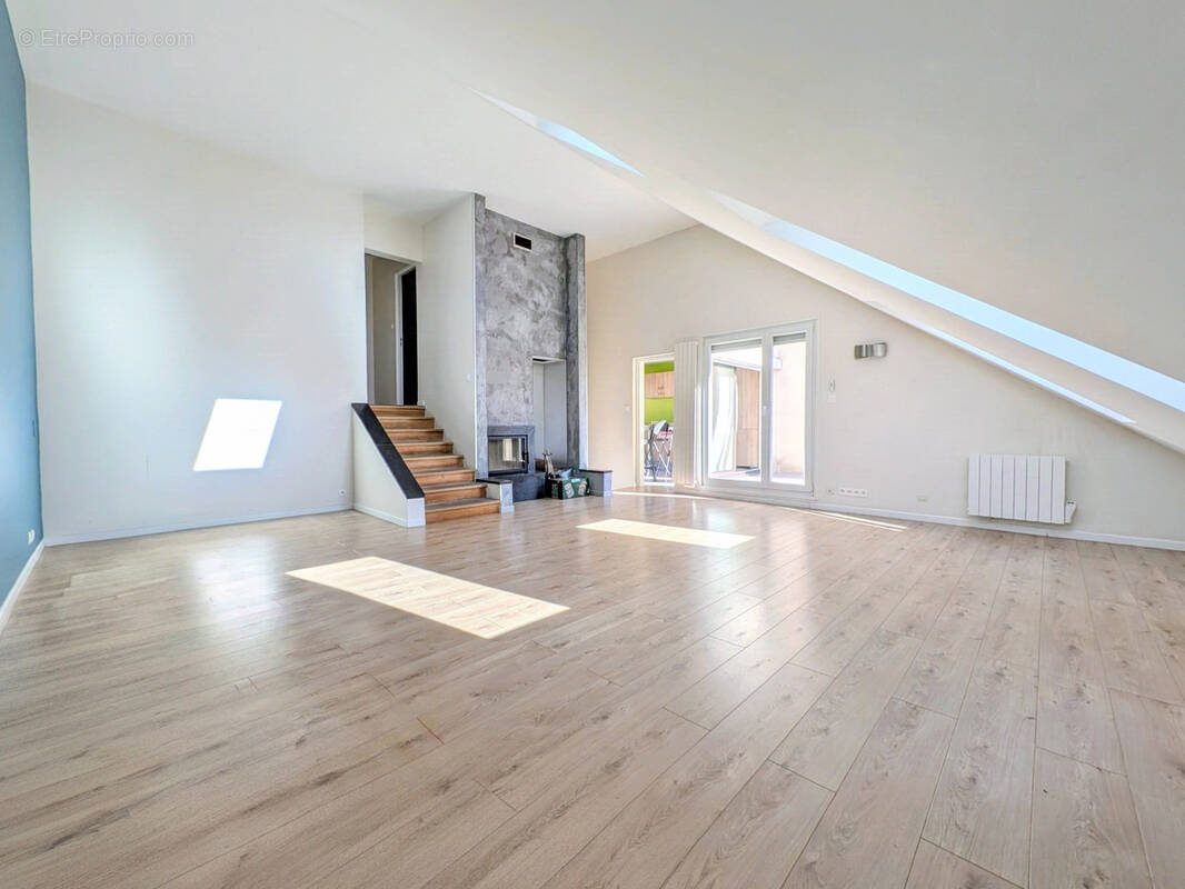 Appartement à JARVILLE-LA-MALGRANGE