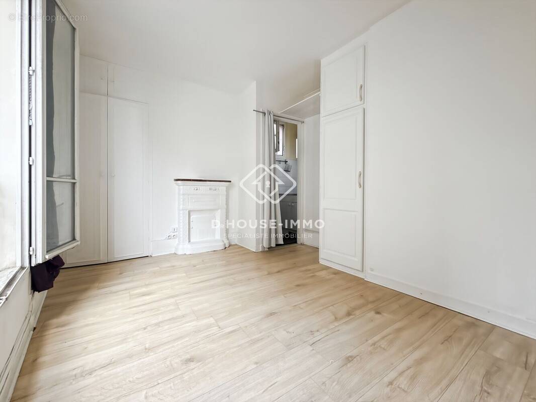Appartement à PARIS-11E