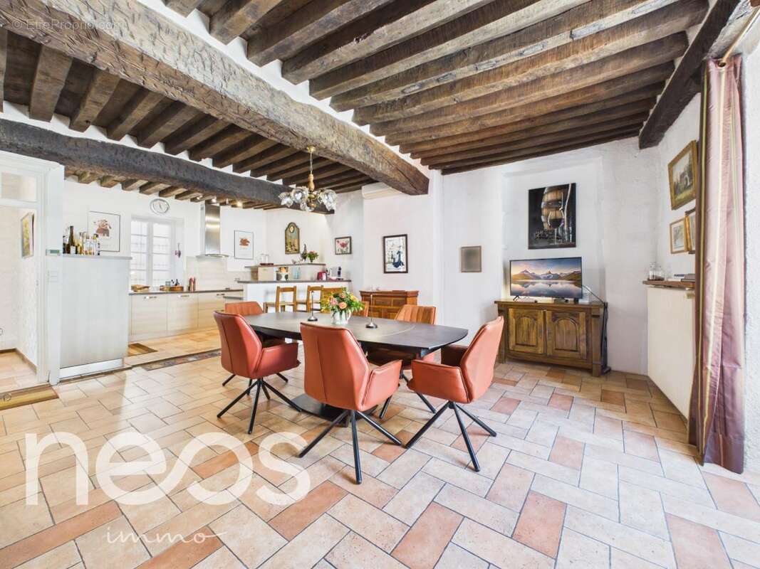 Maison à NUITS-SAINT-GEORGES