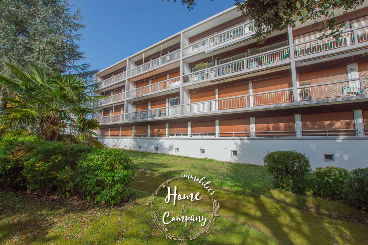 Royan centre-ville - appartement avec vue sur parc - photo 10