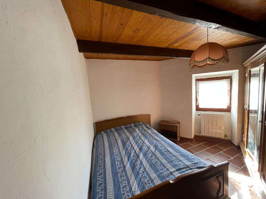 Maison à LABLACHERE