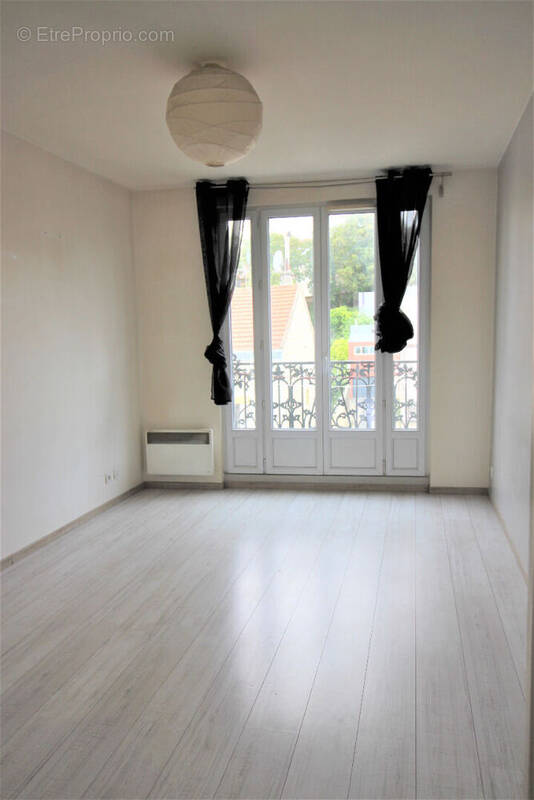 Appartement à IVRY-SUR-SEINE