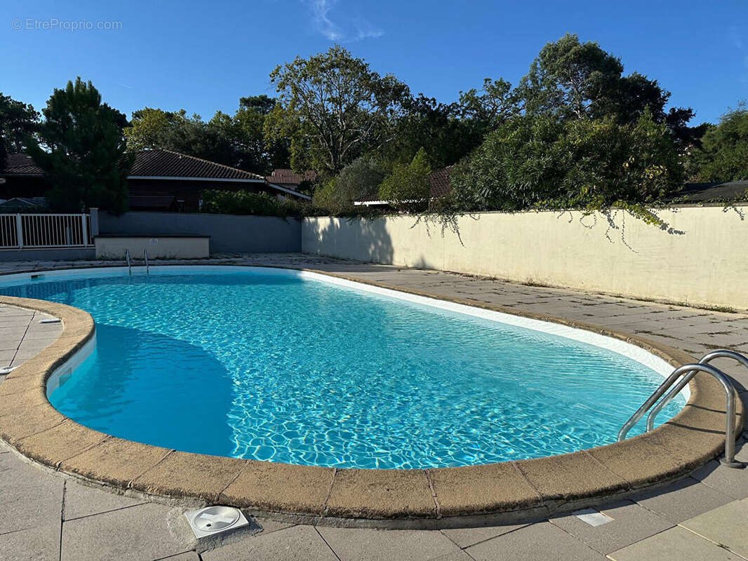 Appartement à MOLIETS-ET-MAA
