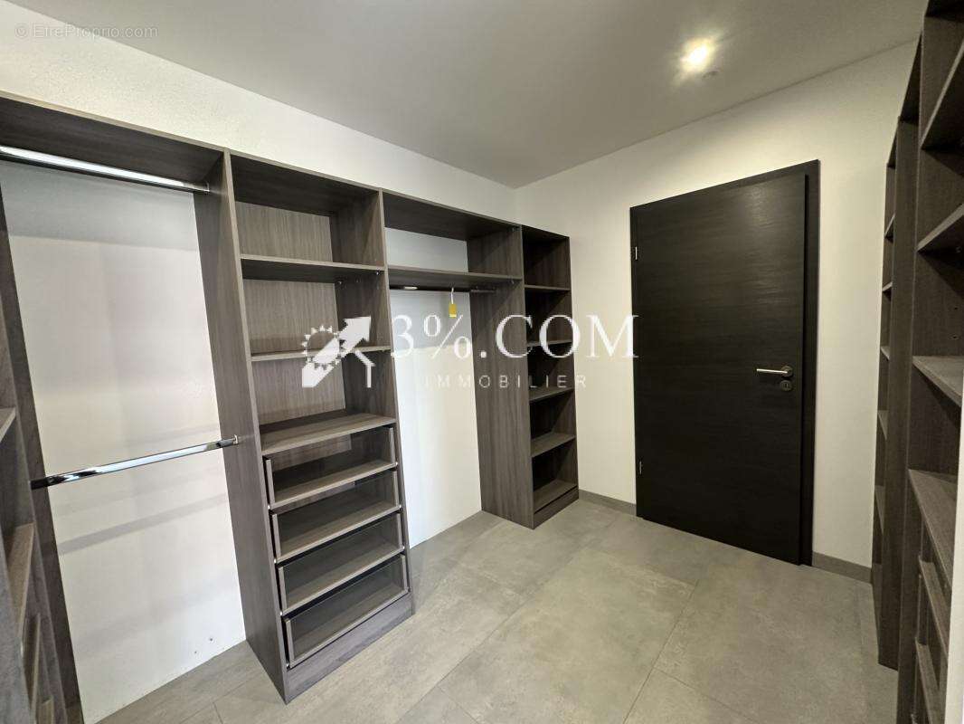 Plain -pied 160 m2 - 3 chambres - parcelle 919 m2  - garage - photo 11