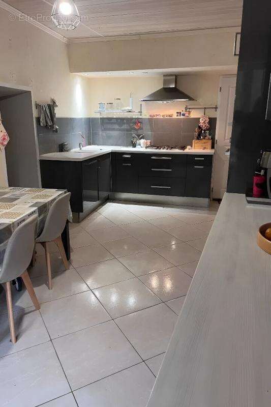 Maison à CLAVEISOLLES