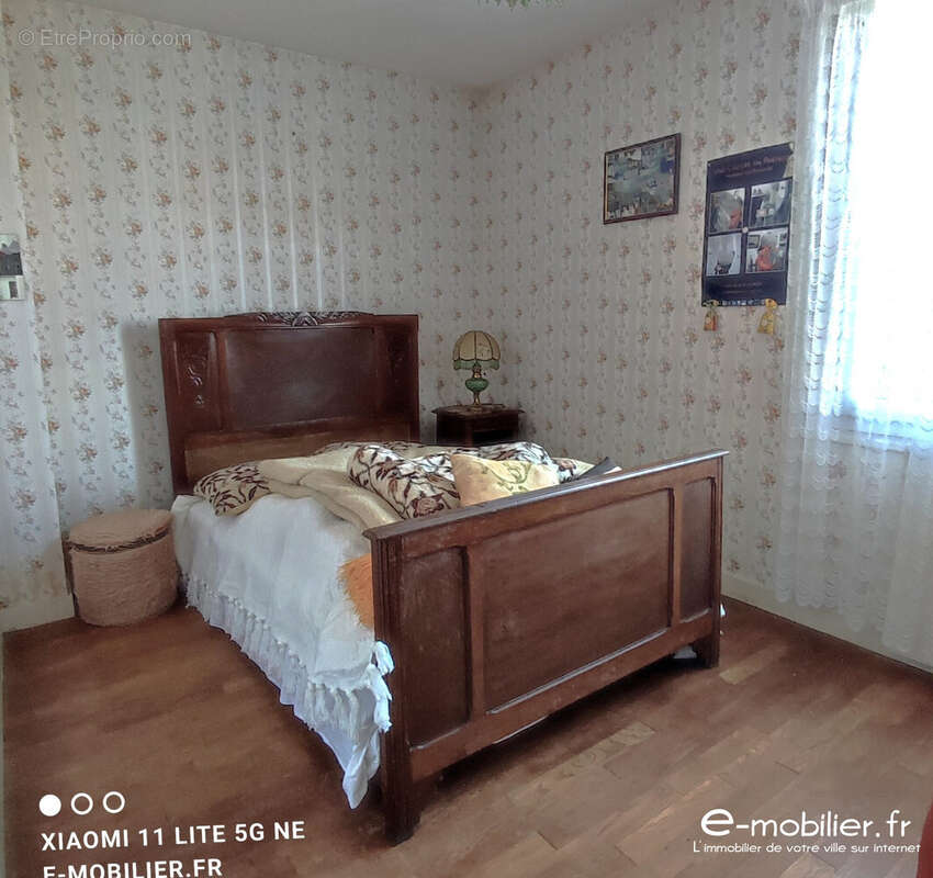 CHAMBRE 02 REZ DE CHAUSSEE - Maison à GROIX