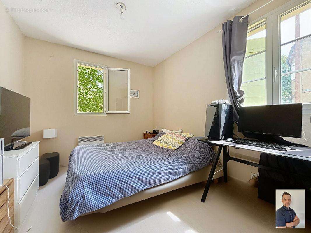 Appartement à ROUGIERS