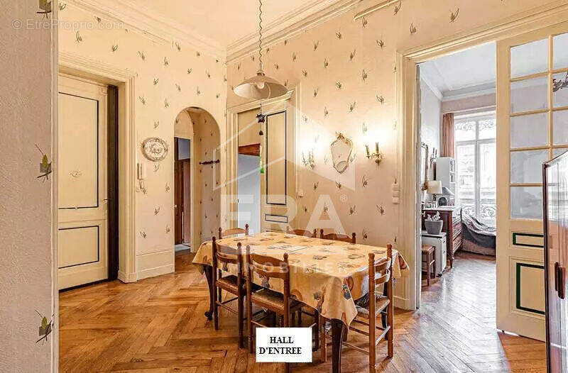 Appartement à LYON-6E