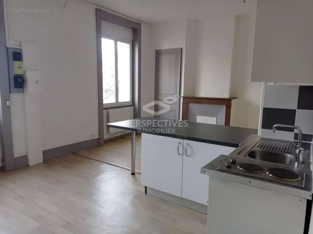 Appartement à SAINT-ETIENNE