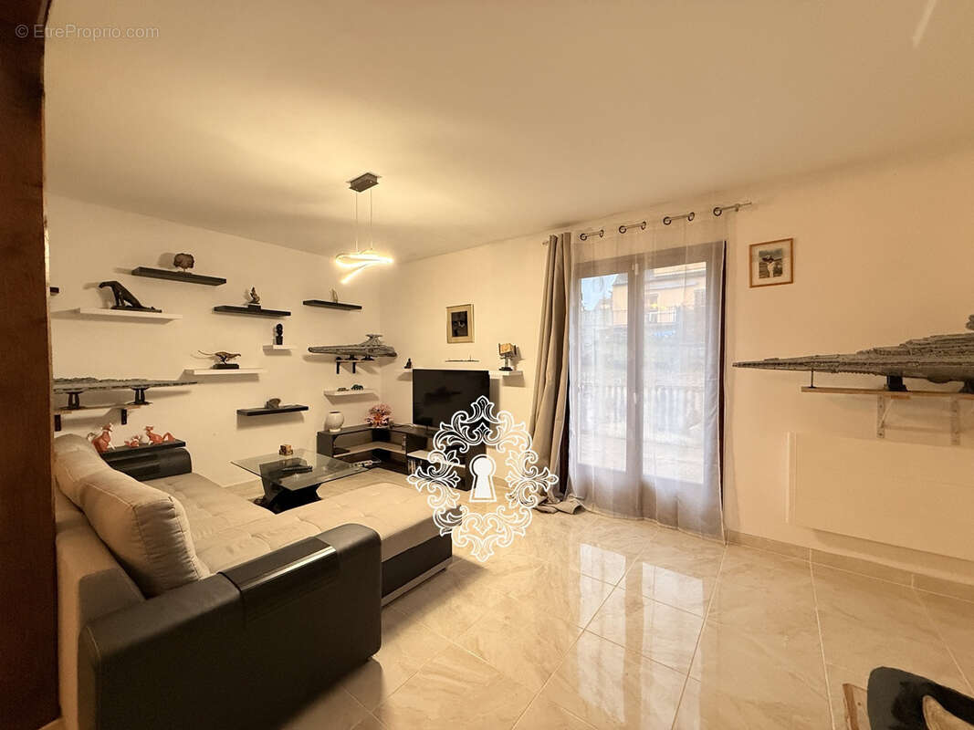 Maison à DONNEMARIE-DONTILLY