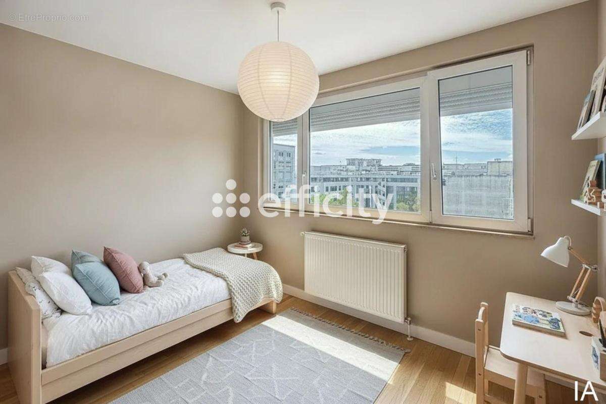 Appartement à MONTROUGE