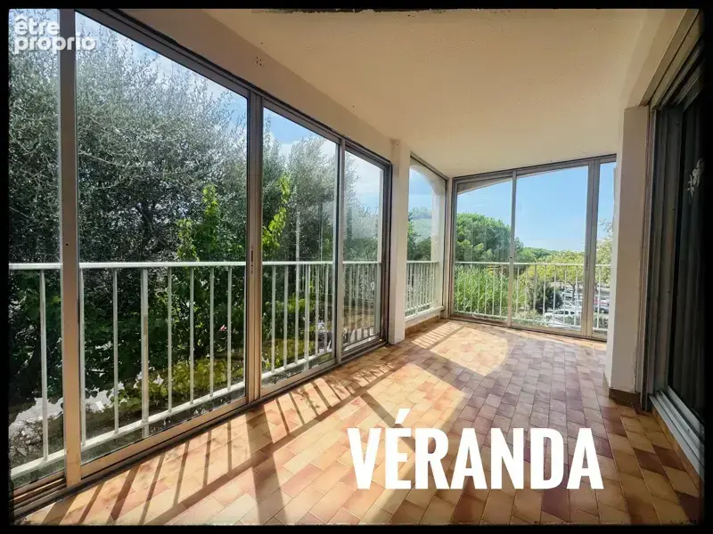 Cap d agde -  a vendre - appartement t3 avec parking prive - photo 3
