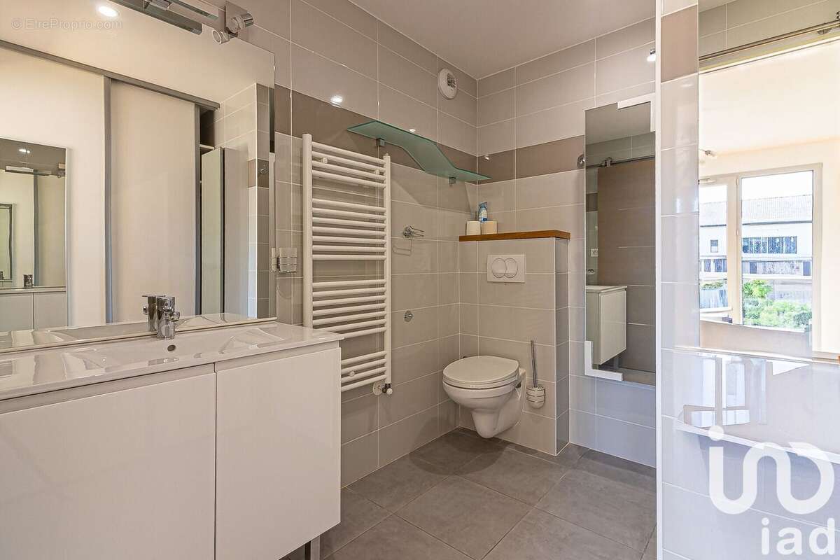 Photo 8 - Appartement à GENAS