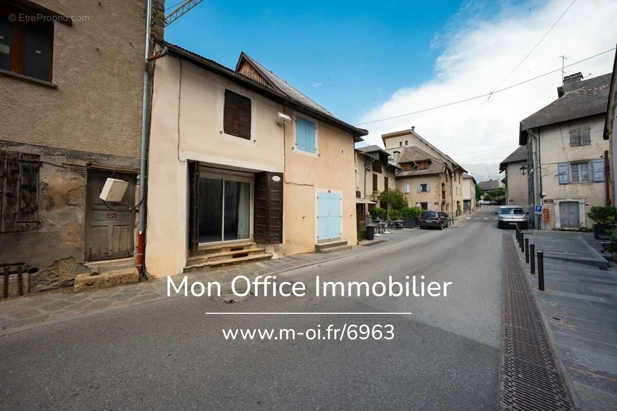 Référence : 6963-BAU - Crots - Maison village 88m²-Cave - photo 9