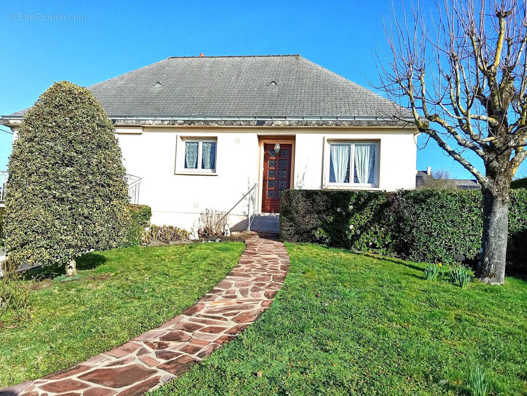 Maison à MESANGER