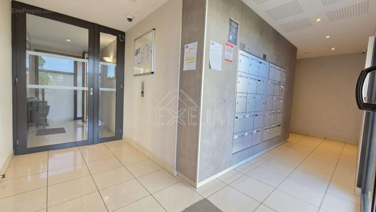 Appartement 3 pièces de 65 m² avec balcon 2 places de parking en sous sol , Bord de Seine - photo 10