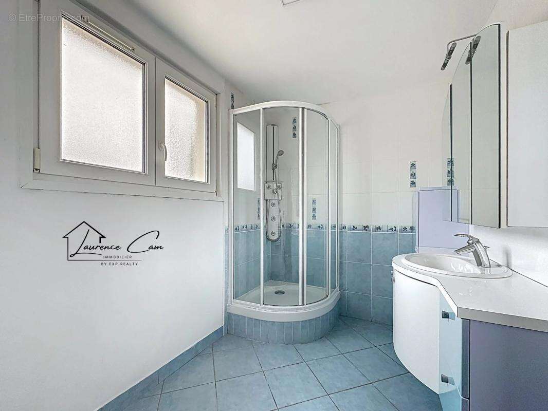 Maison à PLOUGUERNEAU