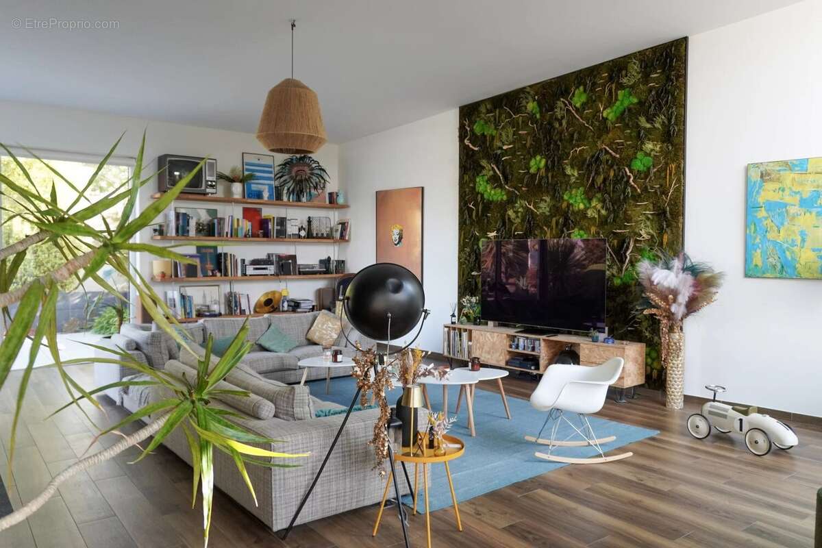 Maison 207 m² à Lorient  - photo 3