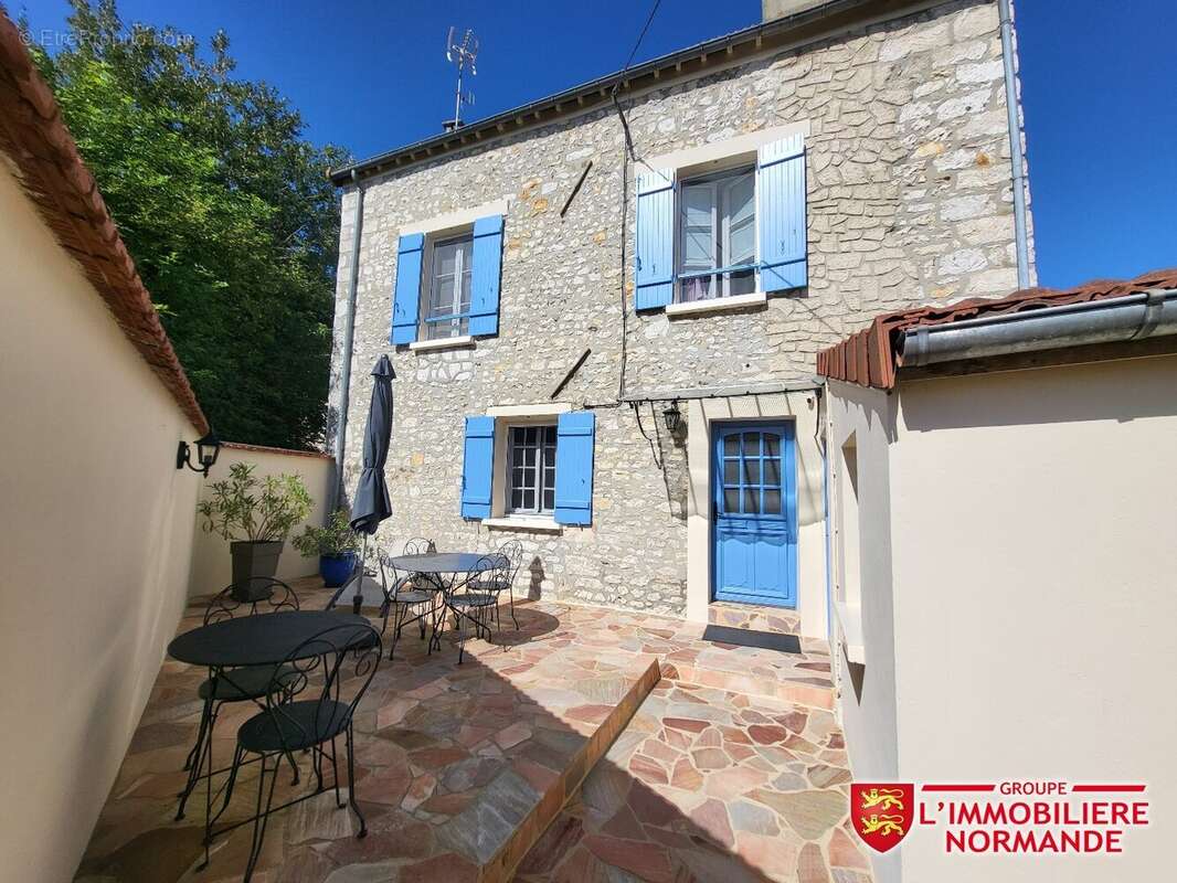 Maison à BENNECOURT