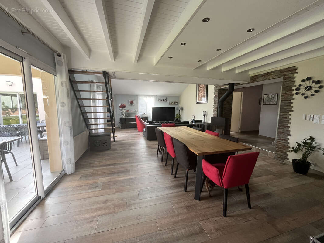 Maison à LE CELLIER