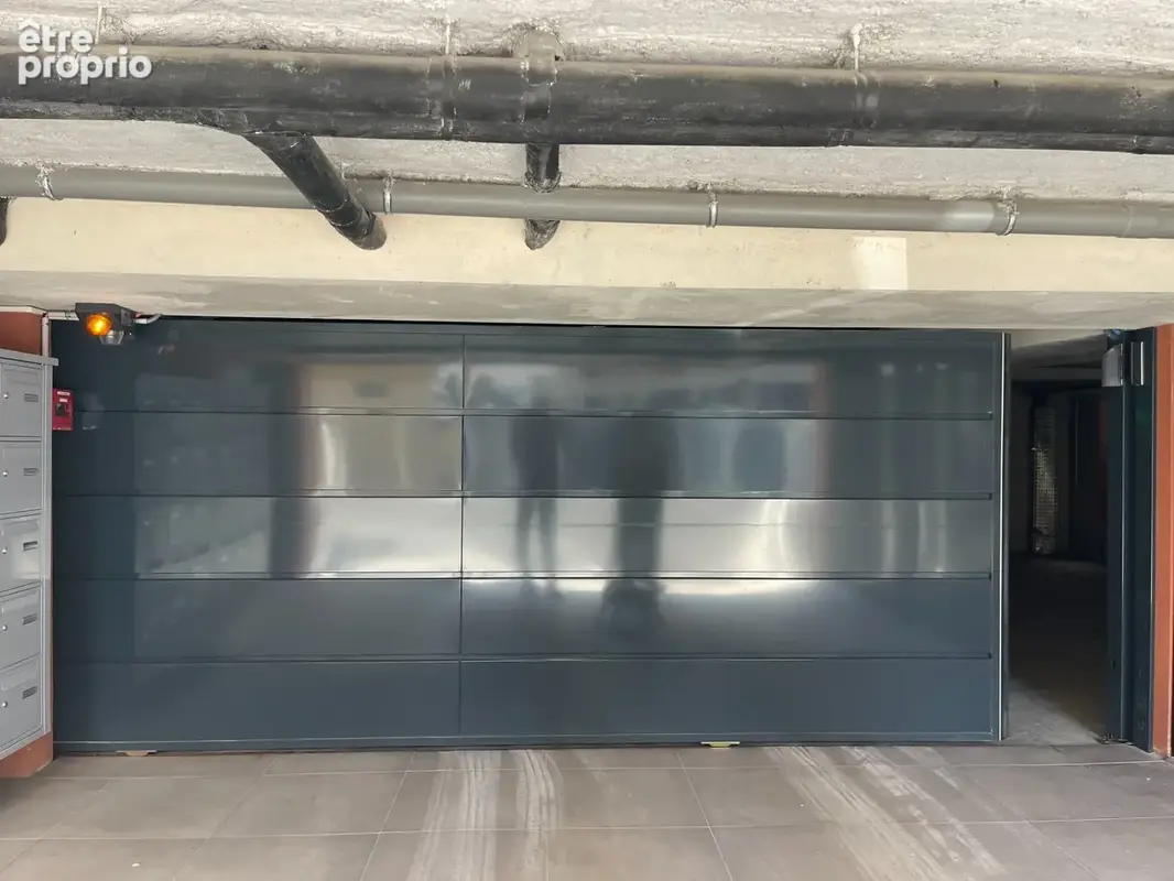 Parking intérieur sécurisé - photo 2