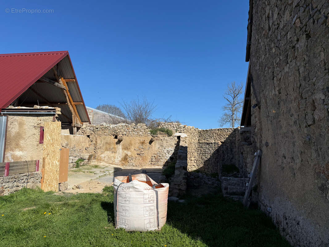 Maison à CHARENSAT