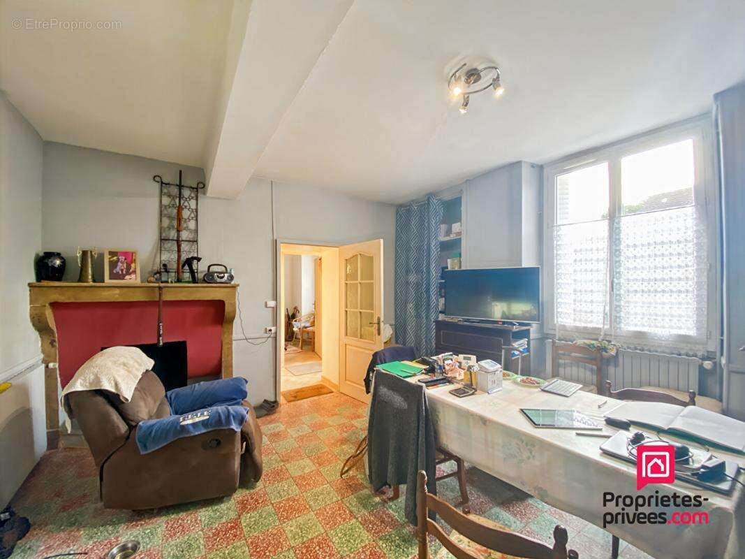 Maison à CUSSY-LES-FORGES