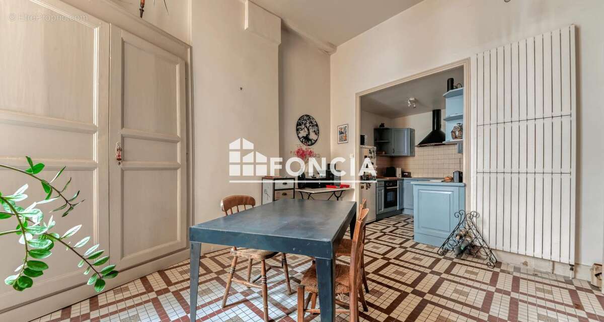Appartement à LYON-1E