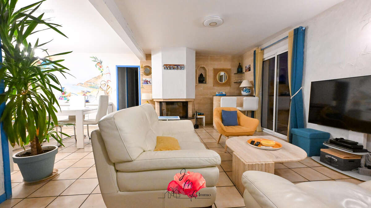 Maison à BEUZEVILLE-LA-GRENIER