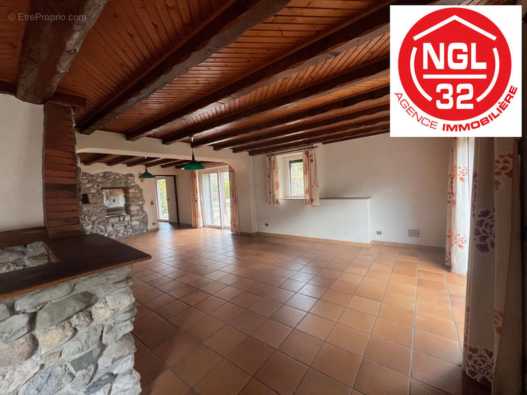 Maison à ALLONZIER-LA-CAILLE