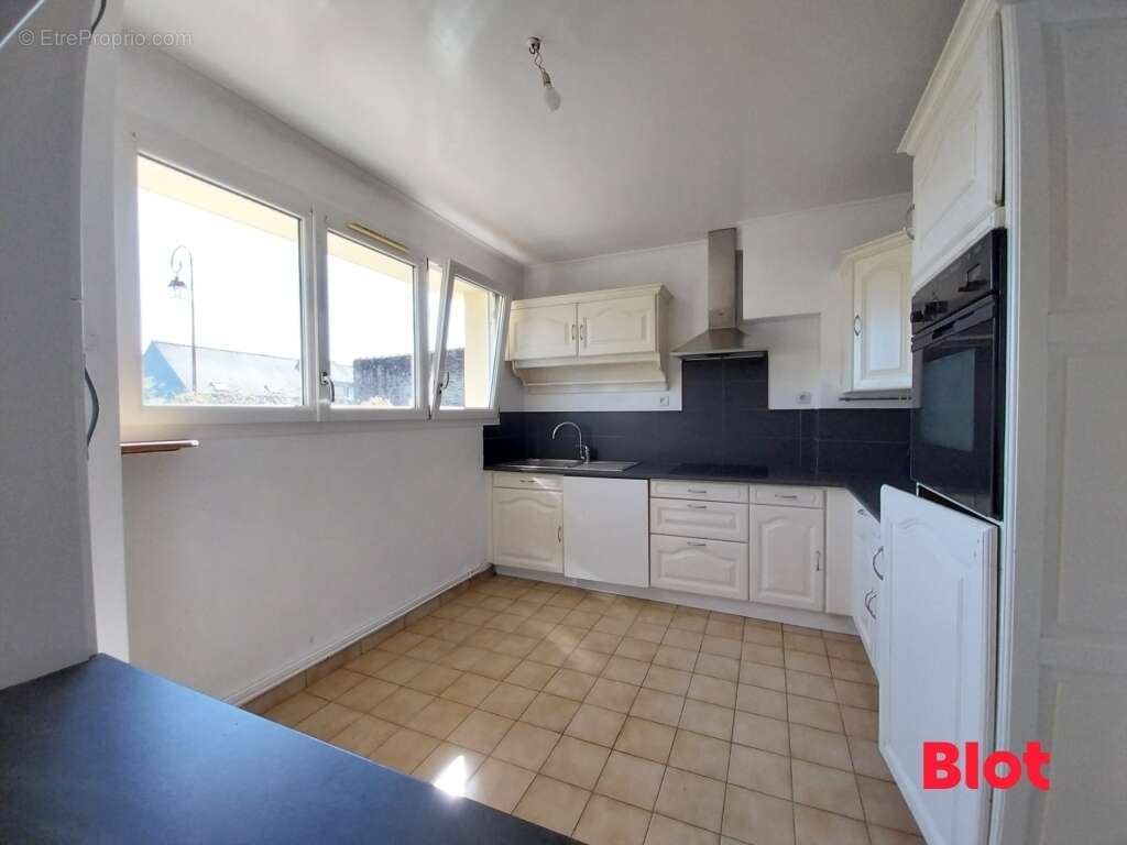 Maison à CHATEAUNEUF-D'ILLE-ET-VILAINE