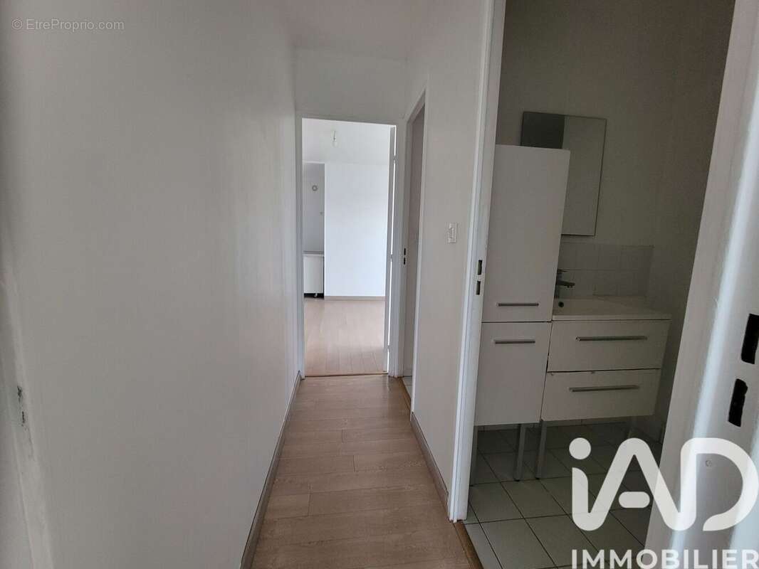 Photo 8 - Appartement à LE PETIT-QUEVILLY