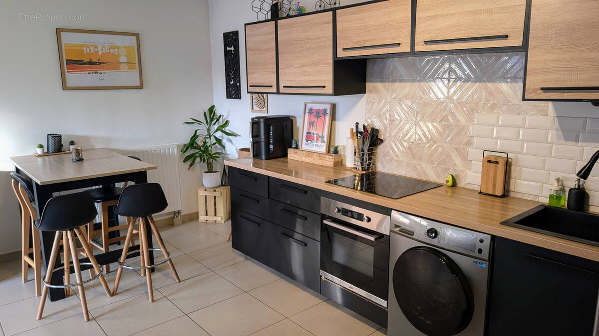 Appartement à SIX-FOURS-LES-PLAGES