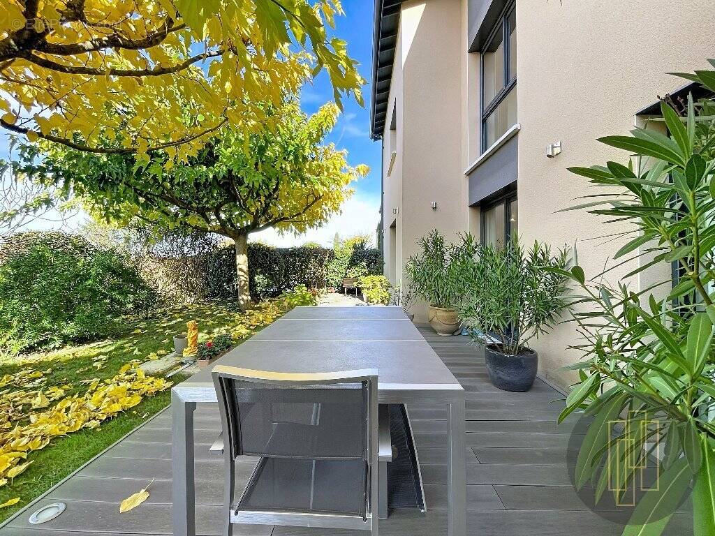 Maison à SAINT-PIERRE-LA-PALUD