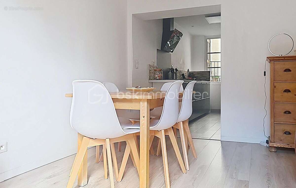 Appartement à OLETTE