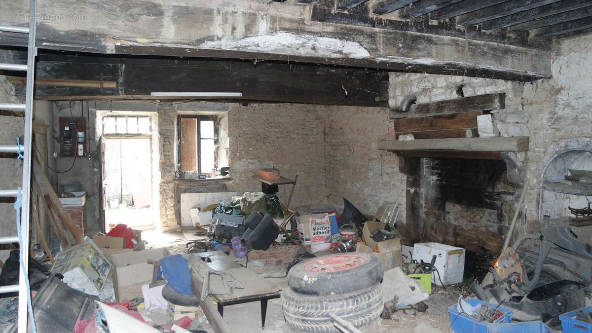 Maison à rénover 120 m² - photo 6