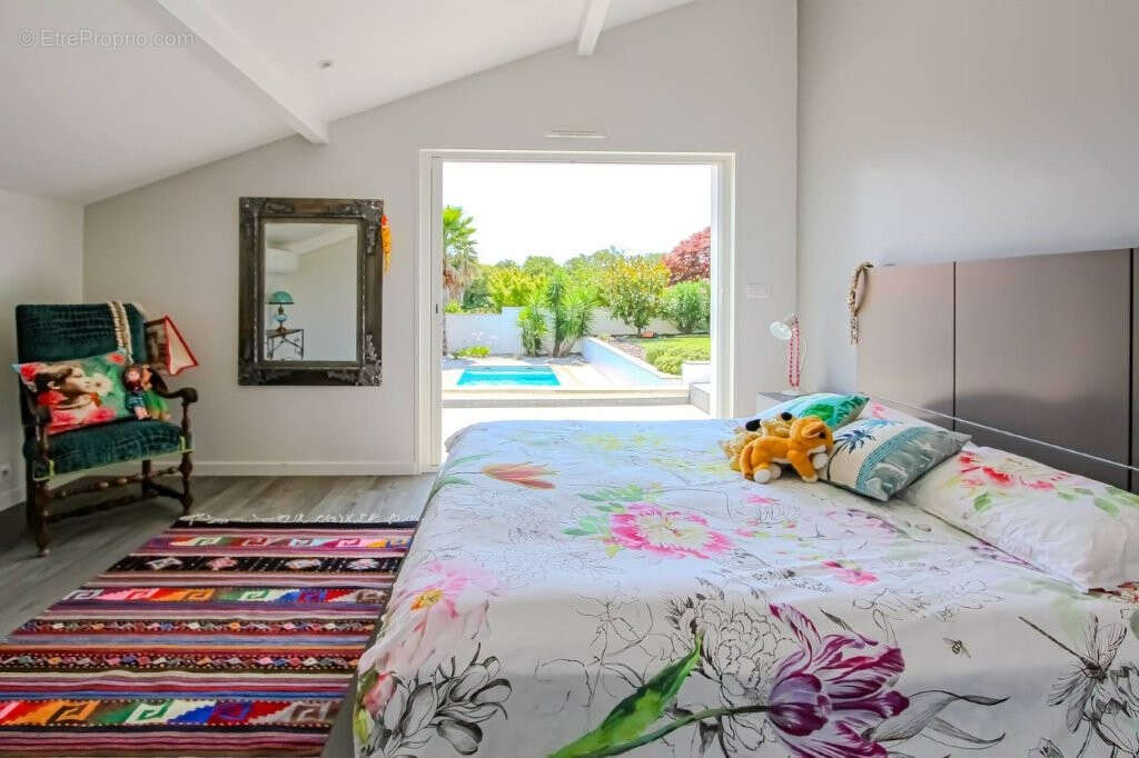 Exclusivite - bidart - ilbarritz  - maison familiale d'exception proche plage et commerces a pied - photo 18