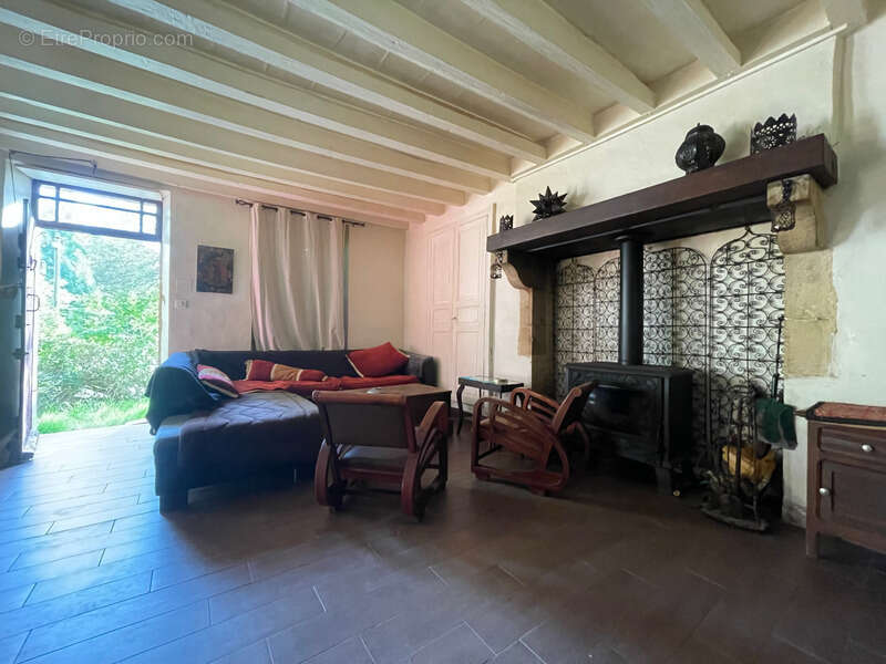 Maison à CERCY-LA-TOUR