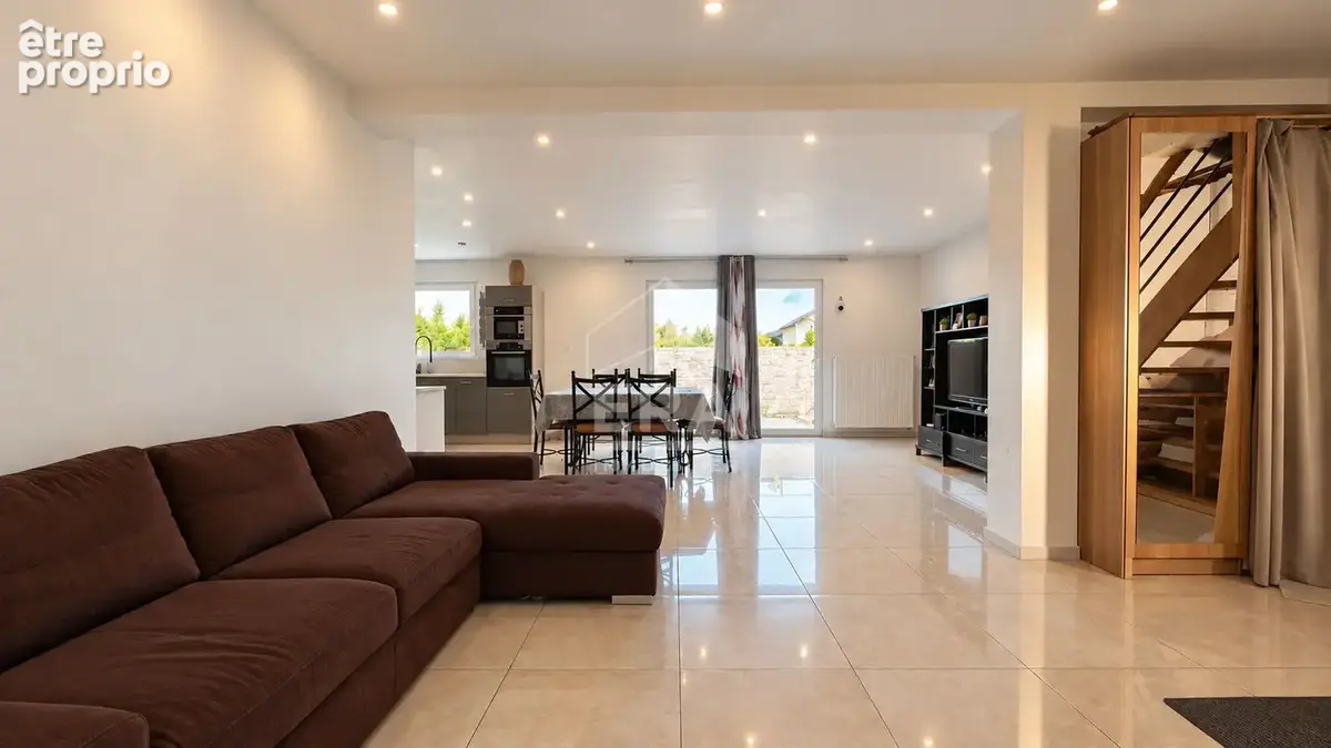 Photo Maison à Isles-Sur-Suippe au prix de 270 300€