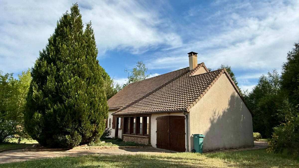 Maison à LA CHAPELLE-SAINT-REMY