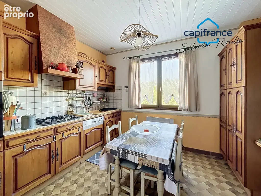 Maison avec 2 espaces de vie, piscine et garage – Pierrelatte centre - photo 11
